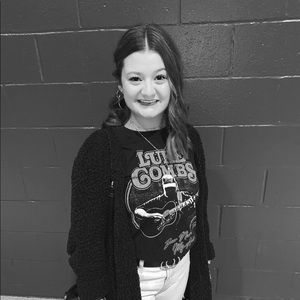 Meet your Posher, Aivee